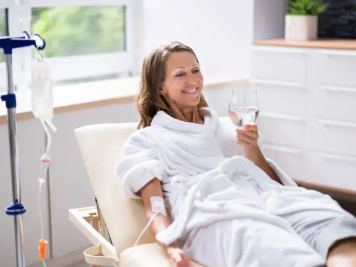 IV Therapy Guide: Benefits of Glutathione, Vitamin C & Myers Cocktail